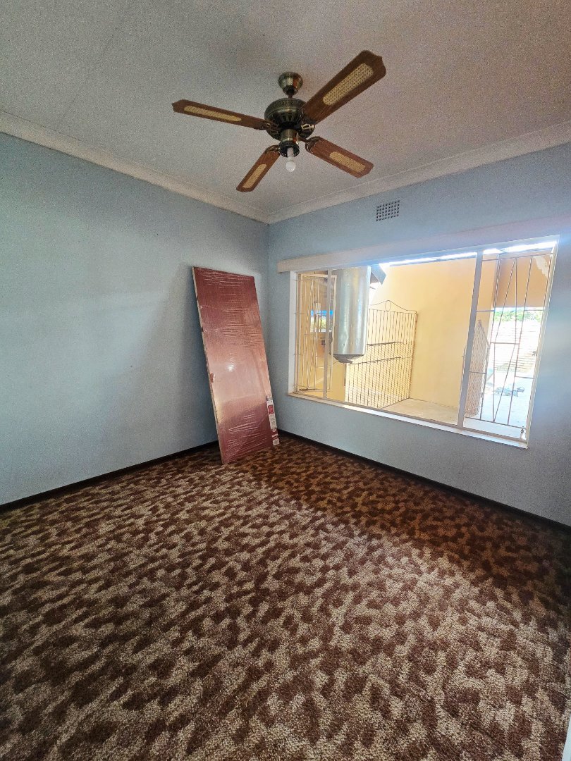 4 Bedroom Property for Sale in La Hoff North West